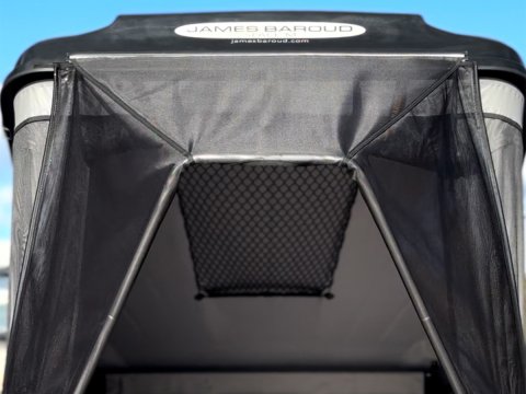 Avancée protection pluie et soleil James Baroud pour tente de toit Space M