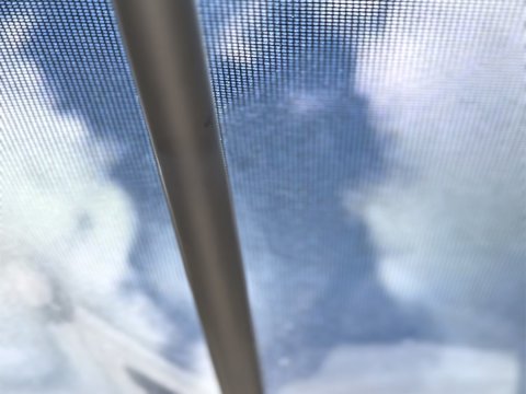 Avancée protection pluie et soleil James Baroud pour tente de toit Space M